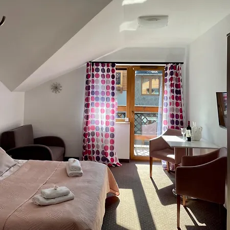 Krolewna Sniezka * 斯克拉斯卡波伦巴